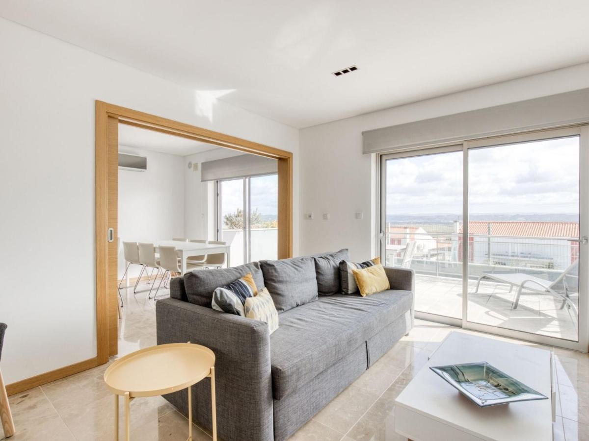 Modern Holiday Home in Salir do Porto with Swimming Pool Salir de Porto Exterior foto