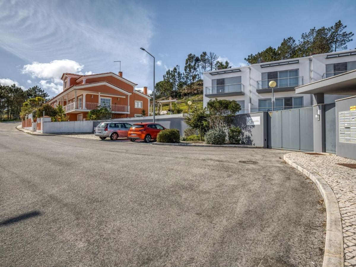 Modern Holiday Home in Salir do Porto with Swimming Pool Salir de Porto Exterior foto
