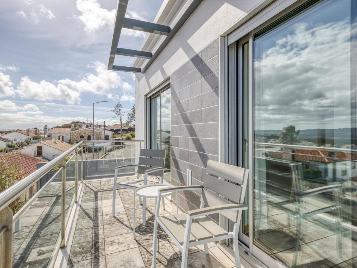 Modern Holiday Home in Salir do Porto with Swimming Pool Salir de Porto Exterior foto