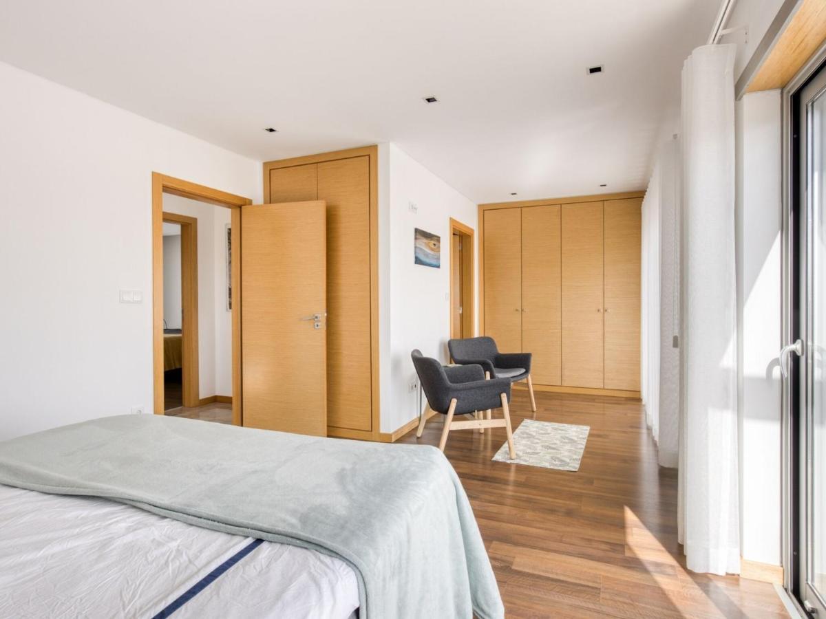 Modern Holiday Home in Salir do Porto with Swimming Pool Salir de Porto Exterior foto